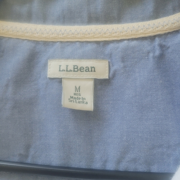 L.L. Bean Women's White and Blue Sweater - Picture 4 of 5